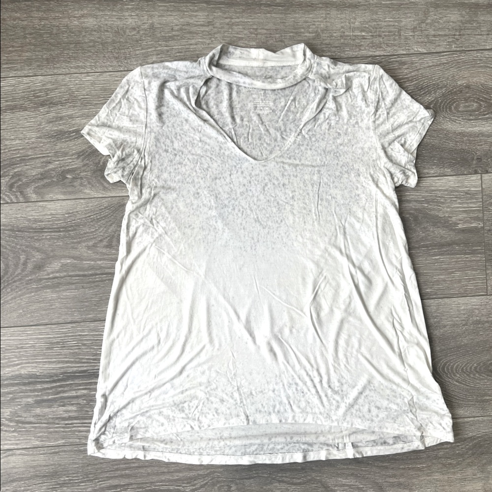 Soft & Sexy V-neck t-shirt